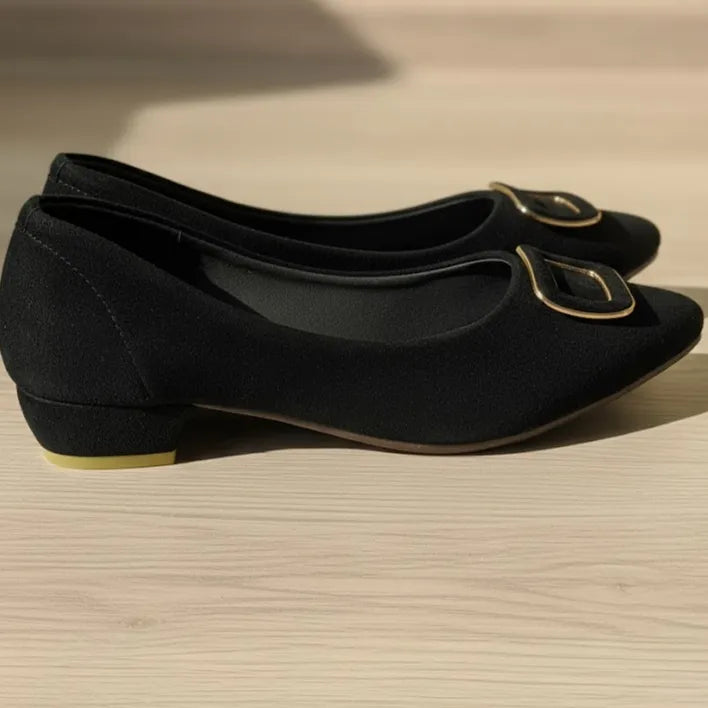 Black Elegance Suede Pumps